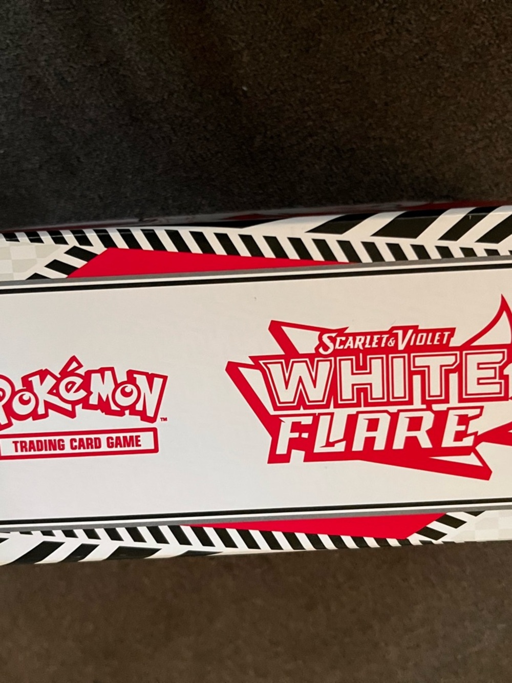 Pokémon White Flare Scarlet & Violet Box - Red and White